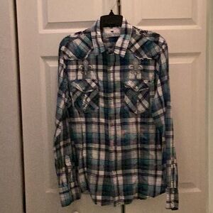 🤠 Pop Icon Clothing Ranchwear Pearl Snap button Up~Size Large Western~Style 🤠